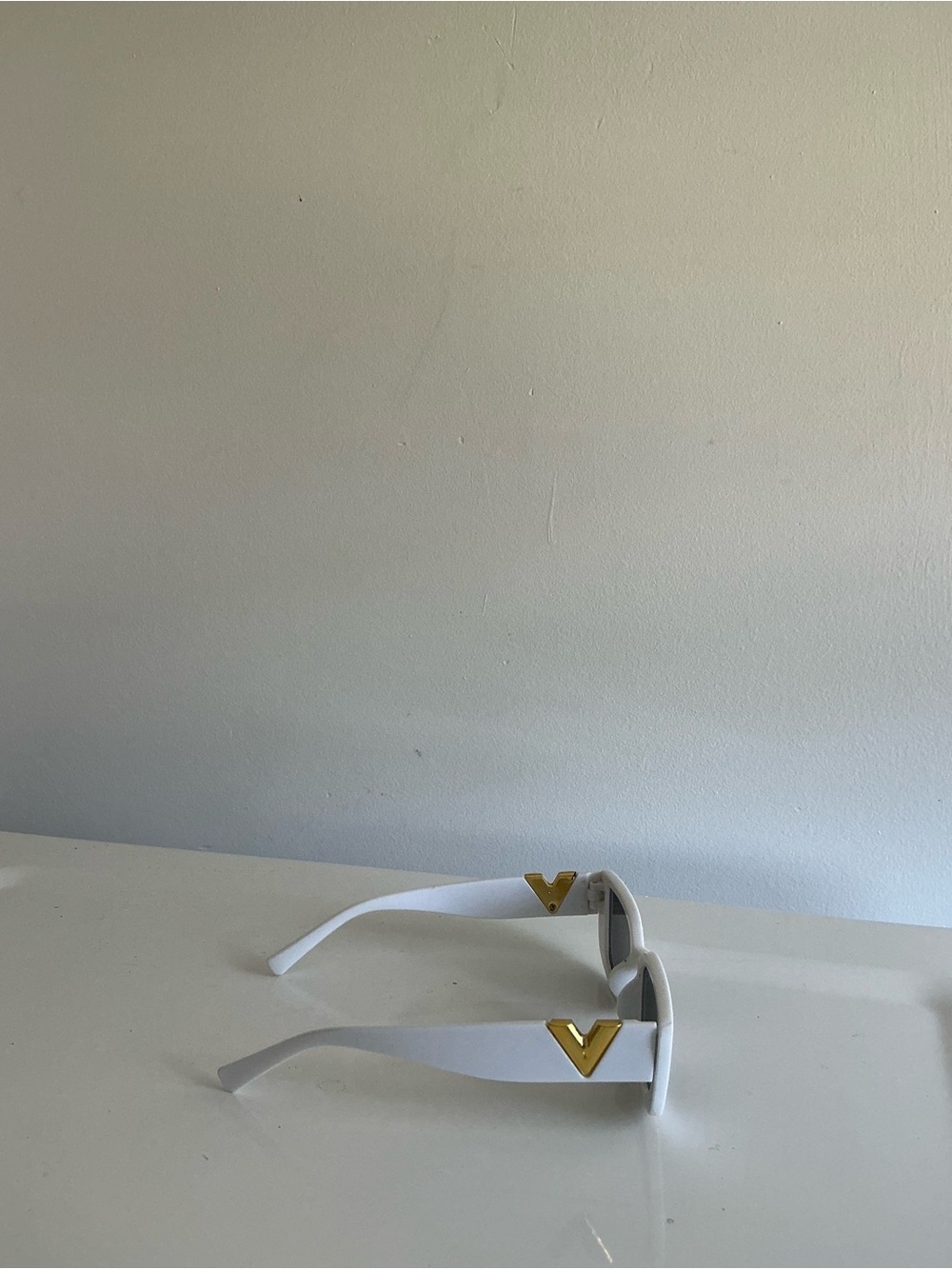 White Rectangular Women's Sunglasses - Picture 2 of 3